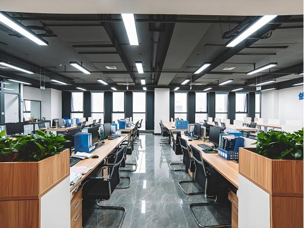 為什么開荒保潔一定要選到專業(yè)的保潔公司呢